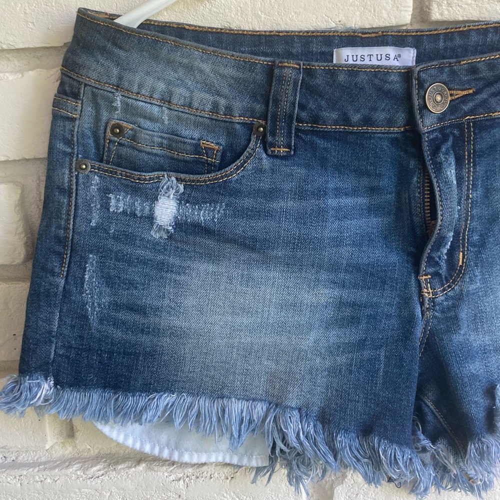 JustUSA Denim Jeans Distressed LIKE NEW Very comfortable.  Some stretch